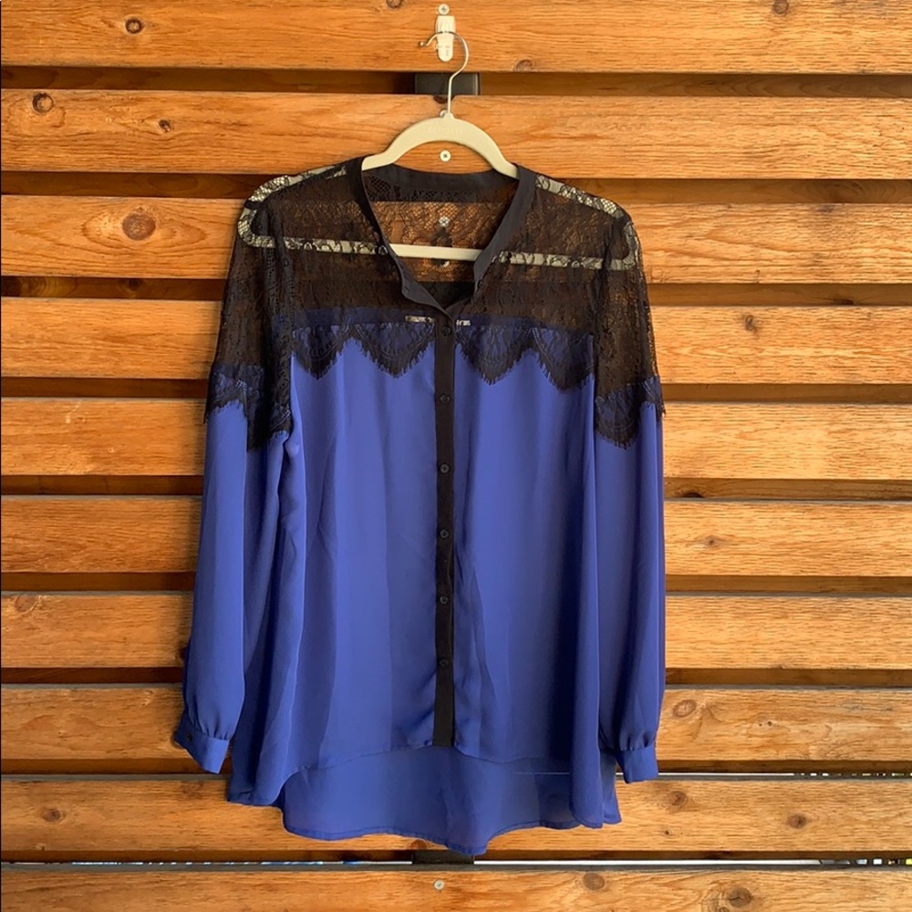 LC Lauren Conrad blue blouse black lace